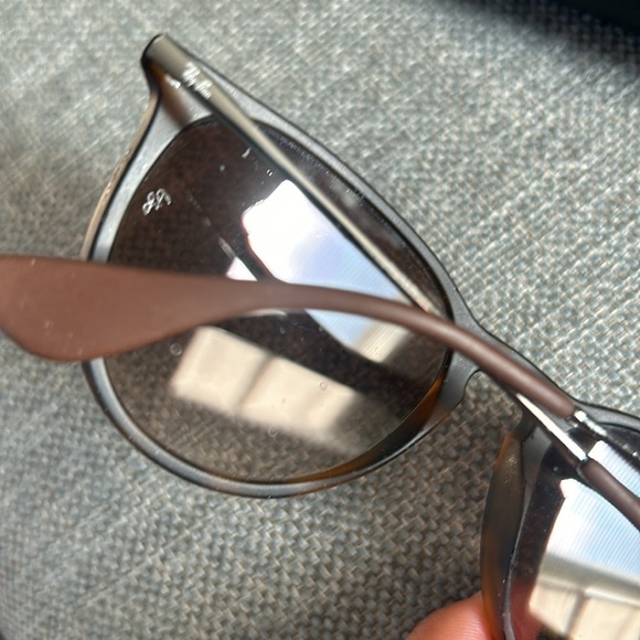 Ray-Ban Brown Tortoiseshell Round Sunglasses with Black Case main image 6